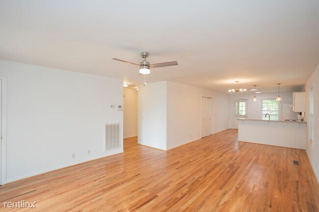 Foto del edificio - 3 br, 2 bath House - 814 N 6th St