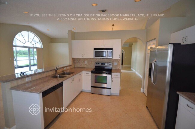 Foto del edificio - 18031 SW 18th St