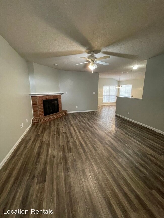 Building Photo - 3 br, 2 bath House - 6526 87th Street