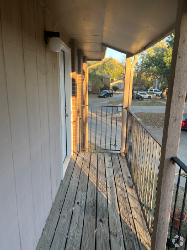 Sunflower Apartments for Rent with Utilities Included Wichita, KS 1