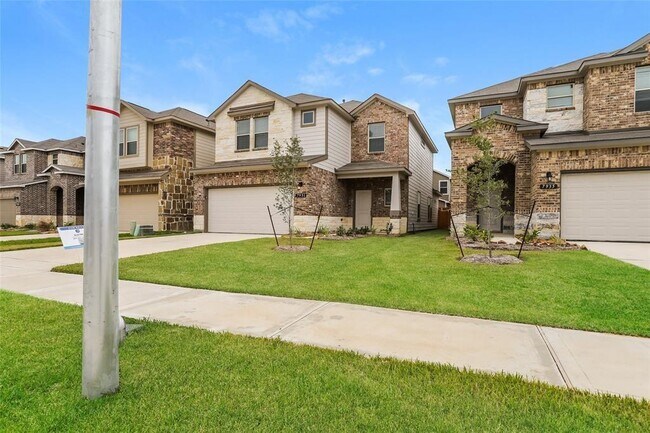 Building Photo - 7931 Fijian Cypress Dr