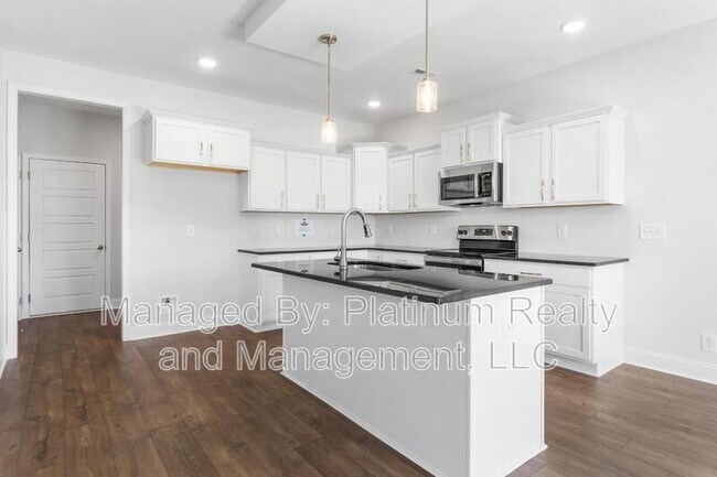 Building Photo - 2612 Rafiki Dr
