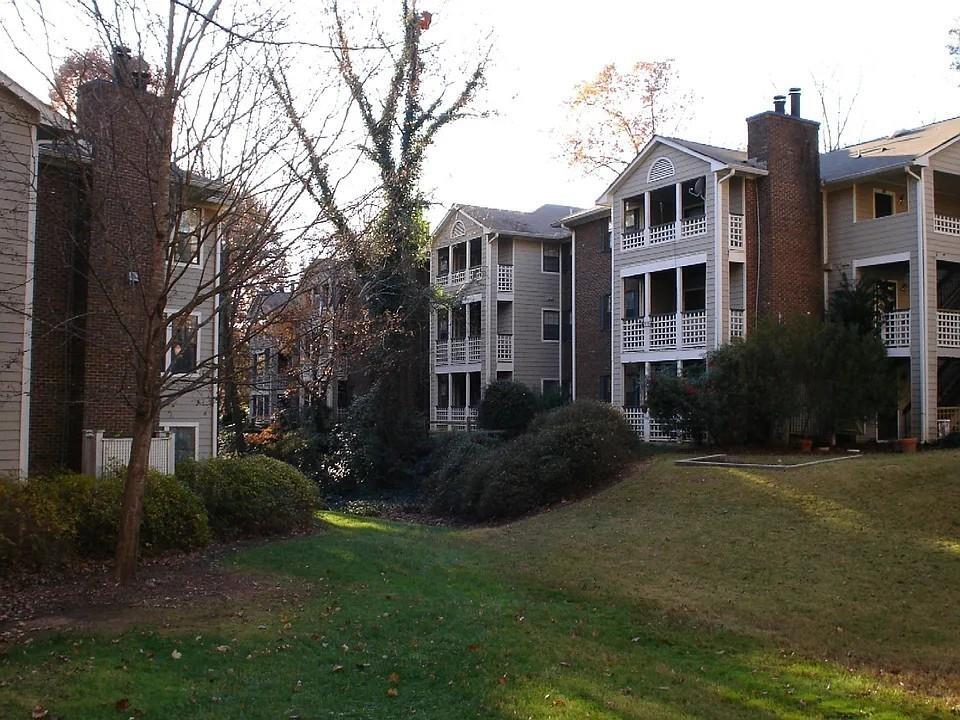 Primary Photo - 116 Barrington Hills Dr