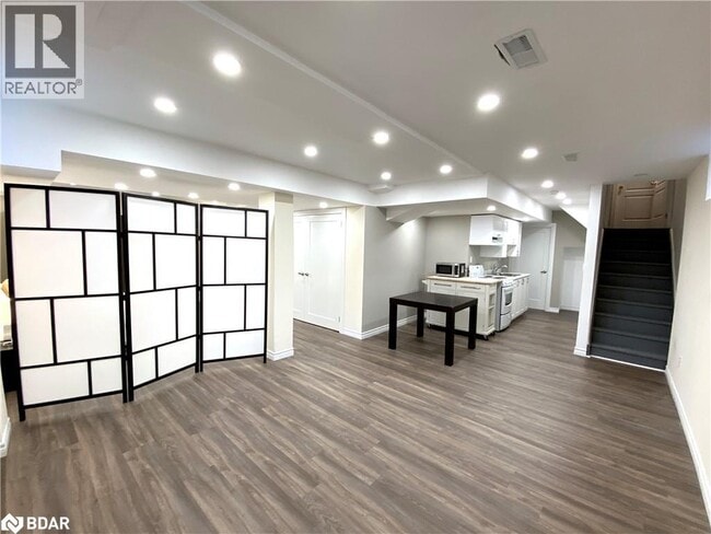 Photo du bâtiment - 4640 Doug Wright Dr