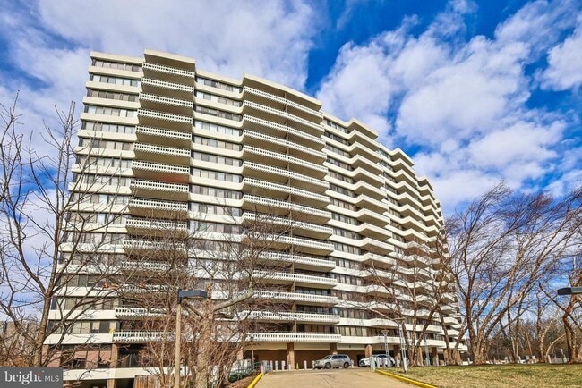 Building Photo - 6301 Stevenson Ave
