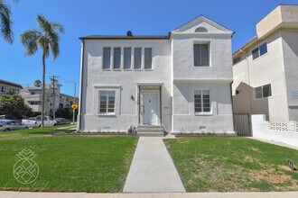 Building Photo - 1069 S Holt Ave