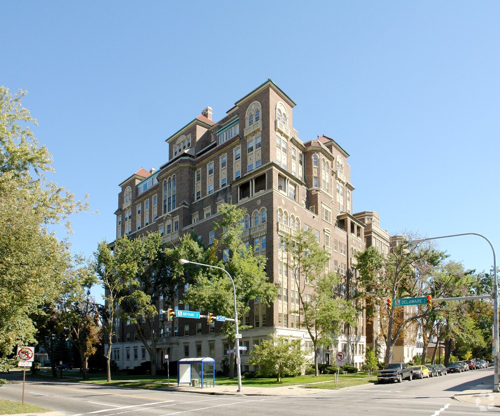 925 Delaware Ave, Buffalo, NY 14209 Apartments Buffalo, NY