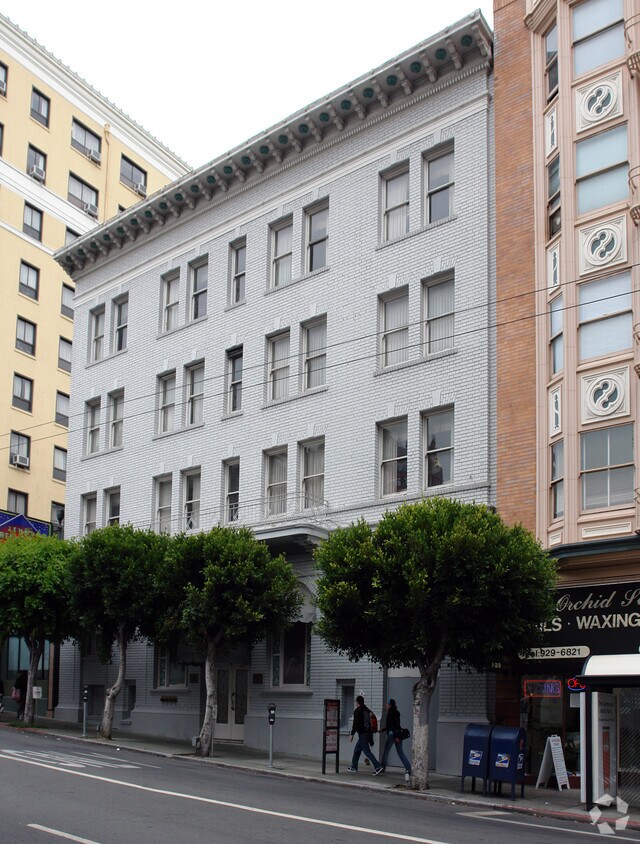 Foto del edificio - Bret Harte Apartments