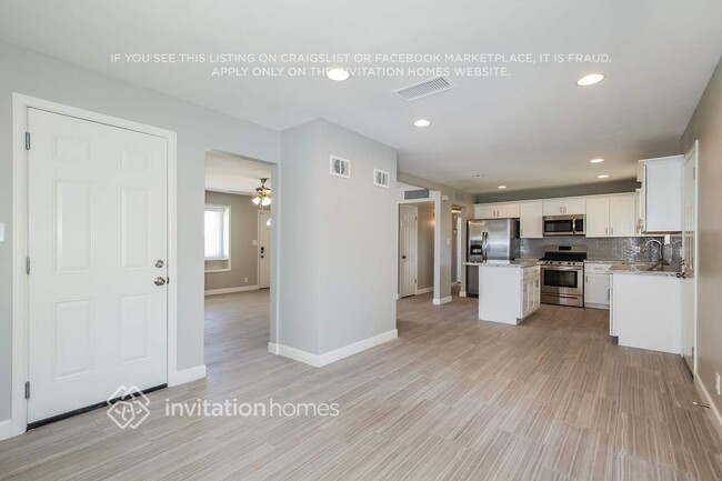 Foto del edificio - 1539 W 7th St