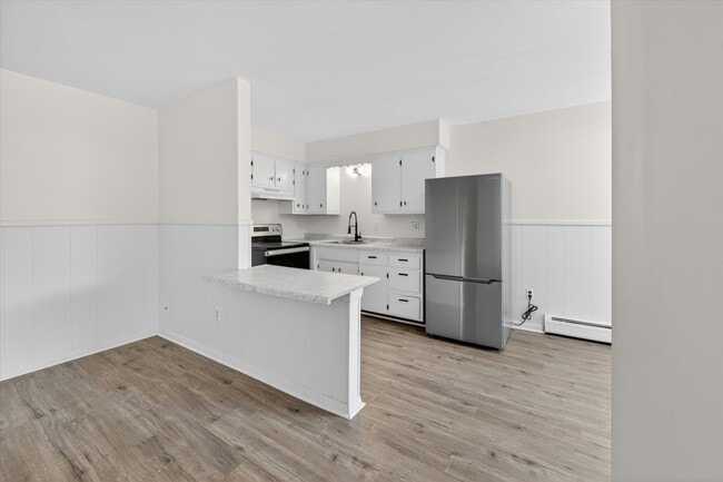 Building Photo - 151 E McHattie St