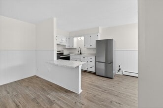 Building Photo - 151 E McHattie St