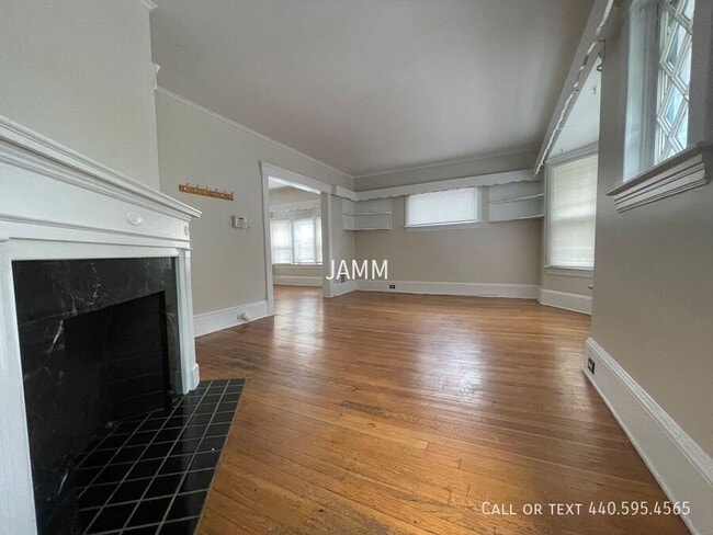 Foto del edificio - 1424 Larchmont Ave