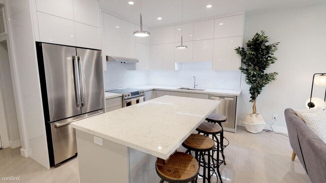 Building Photo - 1 br, 1 bath House - 3563 Warburton Ave Pr...