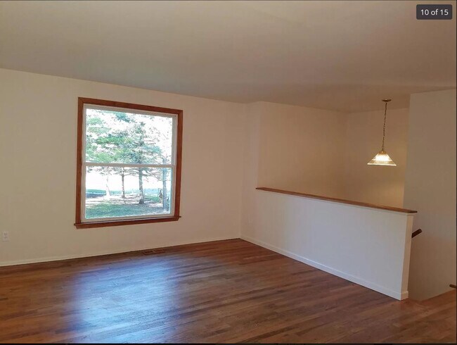 Foto del edificio - 2165 Hemlock Dr