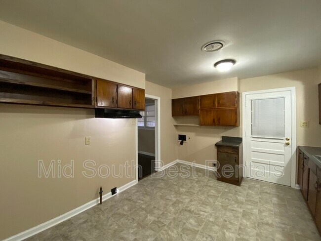 Foto del edificio - 4014 Conrad Cove