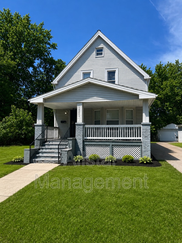 Building Photo - 14221 Darley Ave