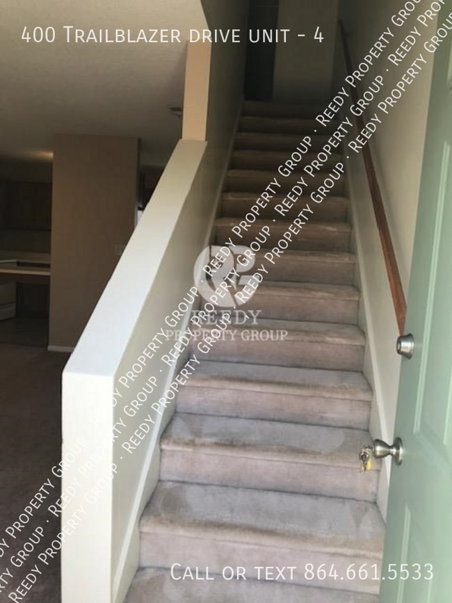 Building Photo - 400 Trailblazer Dr