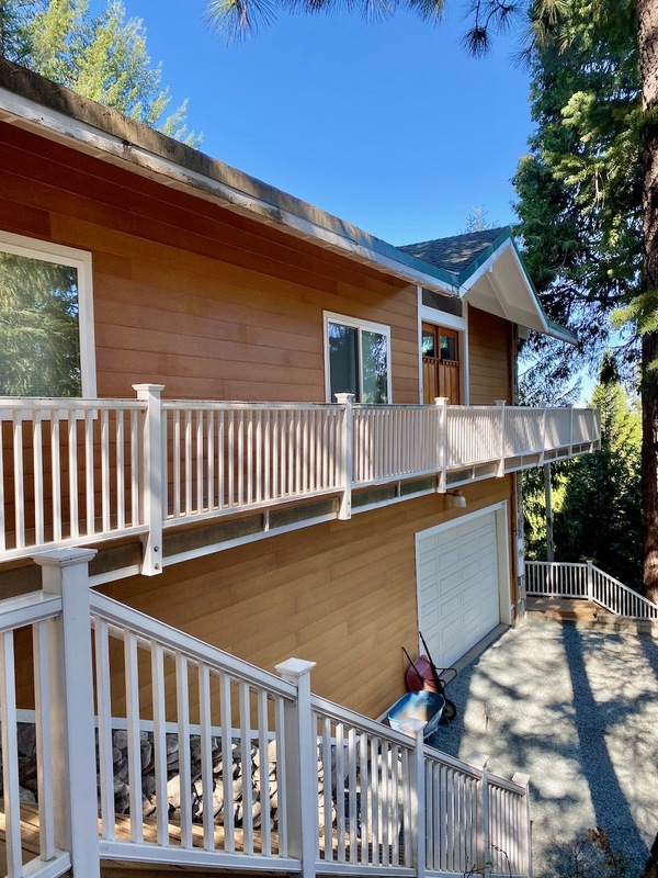 Primary Photo - 13055 Summit Ridge Dr