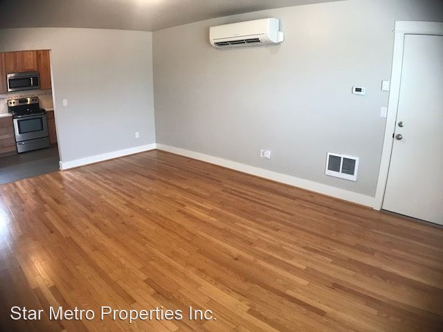 Building Photo - 1600 N Colfax St