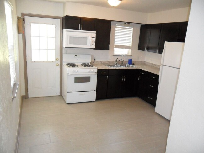 Foto del edificio - 603 Rancho Dr