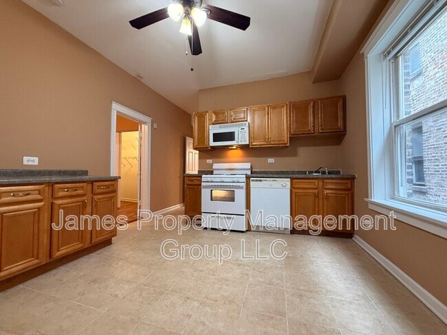 Foto del edificio - 2524 W Cortez St