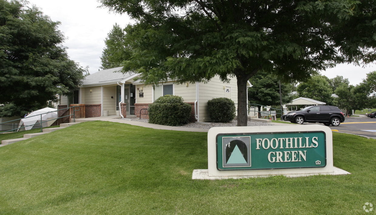 Building Photo - Foothills Green