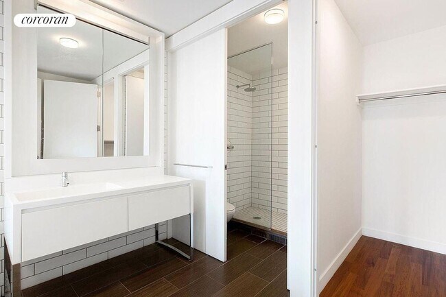 Foto del edificio - 15 S William St