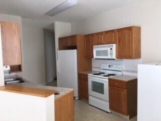 Photo du bâtiment - 0 Bed 0 Bath Unit in Olds, AB