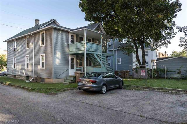 Parking - 2416 E Washington Ave