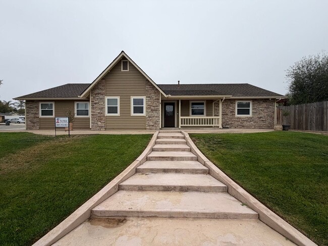 Building Photo - 608 Hope Terrace Ct