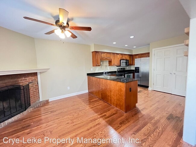 Building Photo - 2 br, 1.5 bath House - 1685 Regents Park Dr