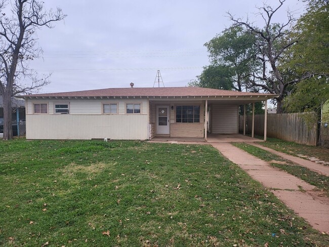 Building Photo - 127 20th Pl