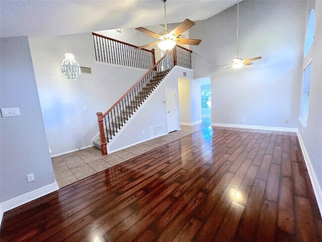 Building Photo - 6603 Luckenbach Ln
