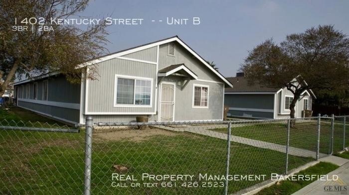 Foto principal - 3 bedroom in Bakersfield CA 93305