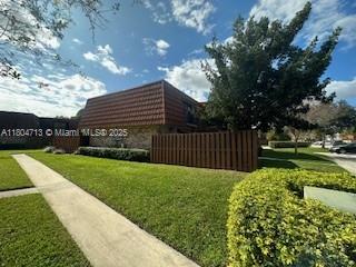 Building Photo - 4081 Forest Hill Dr