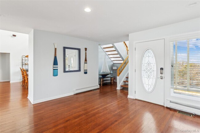 Building Photo - 1205 Lake Dr