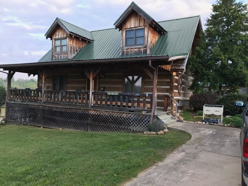 Primary Photo - 2444 W Allens Bridge Rd