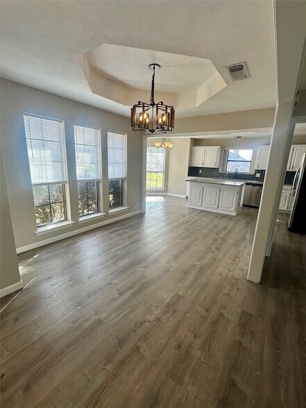 Foto del edificio - 127 Lori Dr