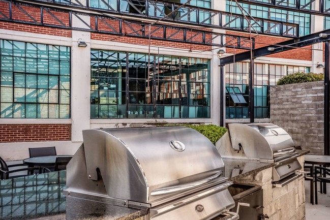 Building Photo - Futura Lofts