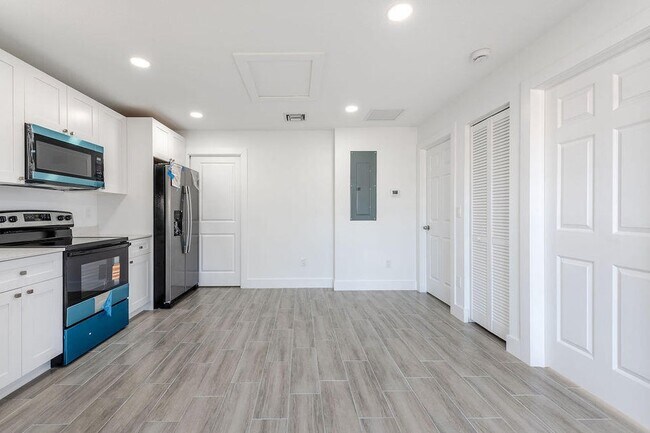 Foto del edificio - 4959 SE Primrose Way