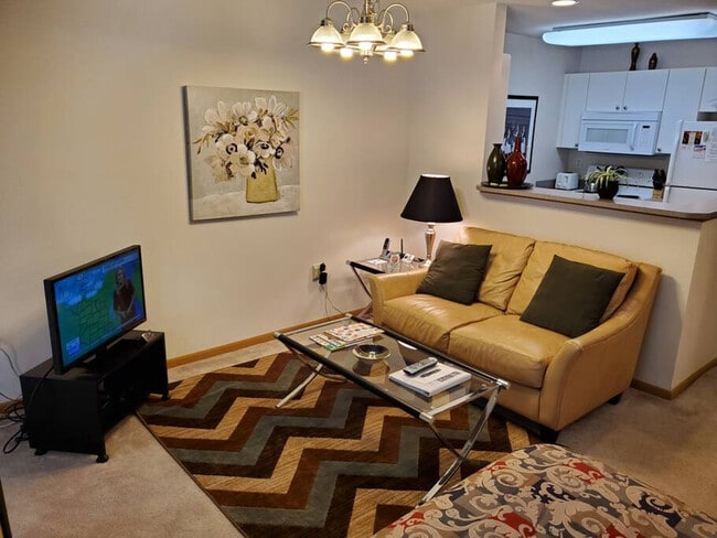 Foto del edificio - 501 Plaza Dr