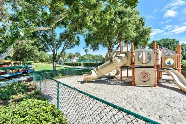 Building Photo - 8850 Creek Run Dr