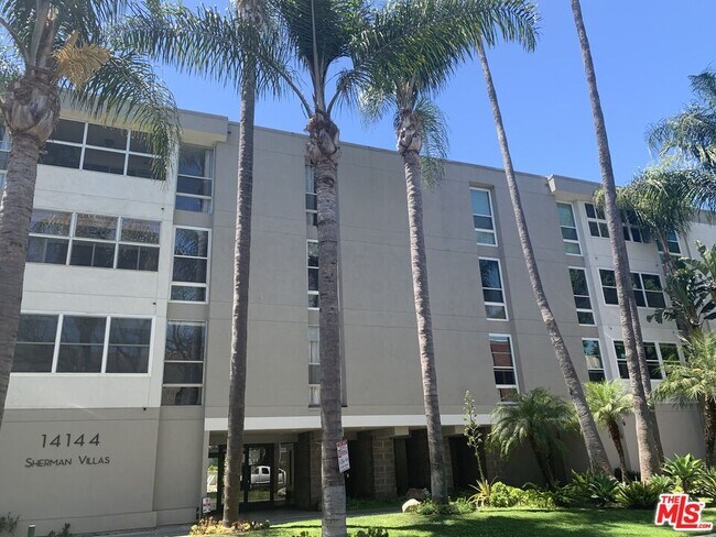 Foto del edificio - 14144 Dickens St