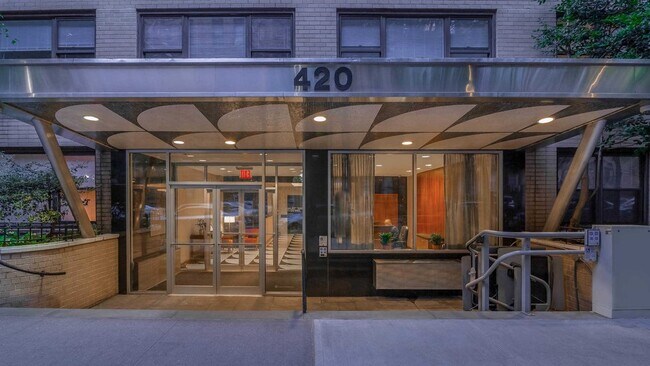 Foto del edificio - 420 E 80th St