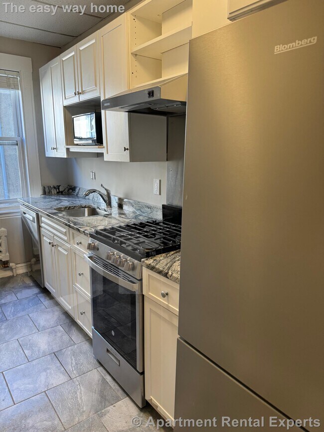 Foto del edificio - 1675 Massachusetts Ave