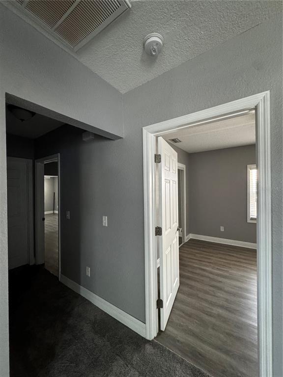 Foto del edificio - 5745 Montana Ave