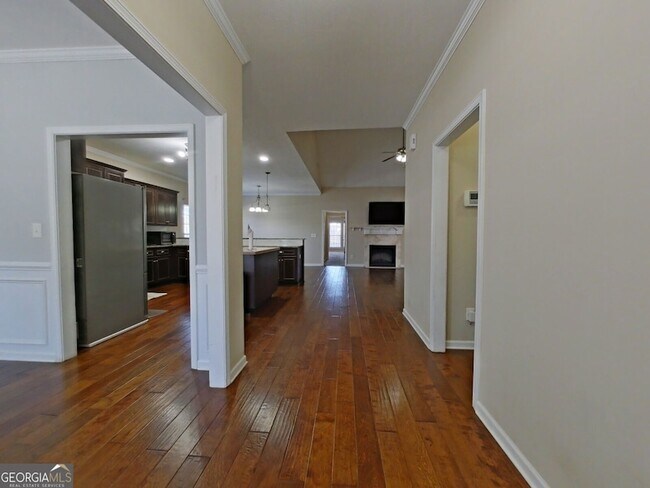 Foto del edificio - 3024 Margot Ln