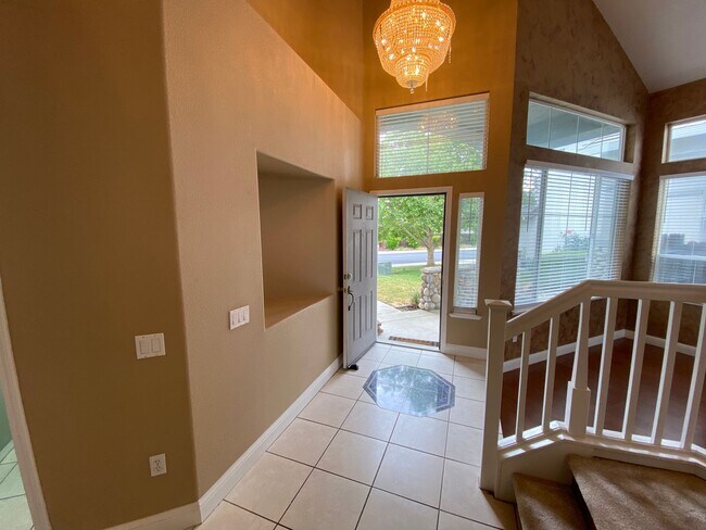 Foto del edificio - $500 move-in bonus on thisLarge Exquisite ...