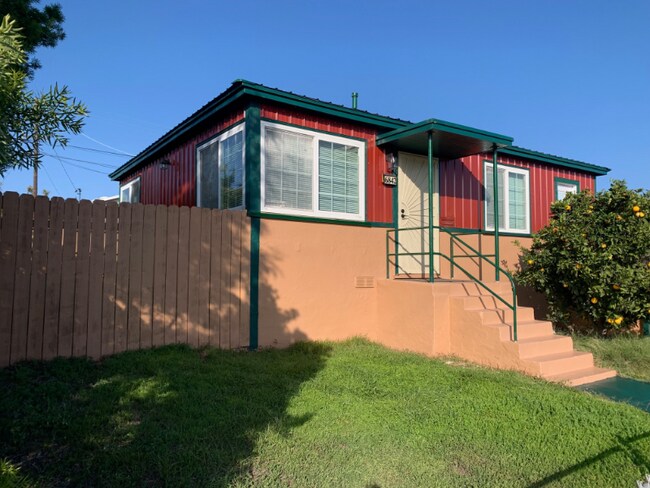 Building Photo - 6842 Kramer St