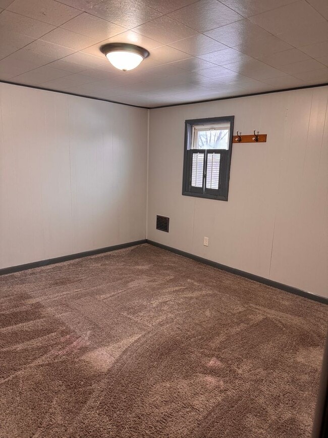 Building Photo - 519 Emerson Ave